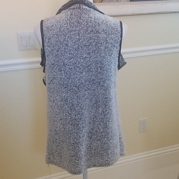 Top - Picture 3 of 6